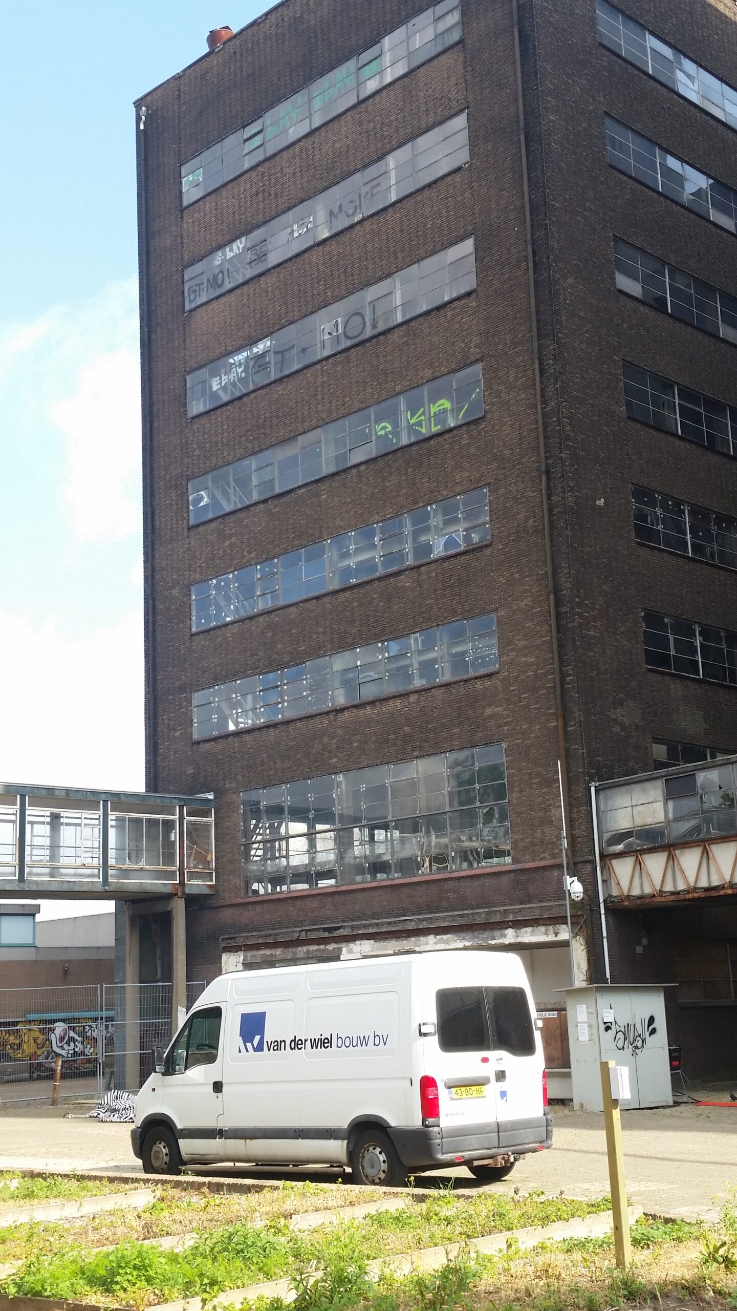 Bouw Silotoren op het terrein van De Meelfabriek in Leiden 