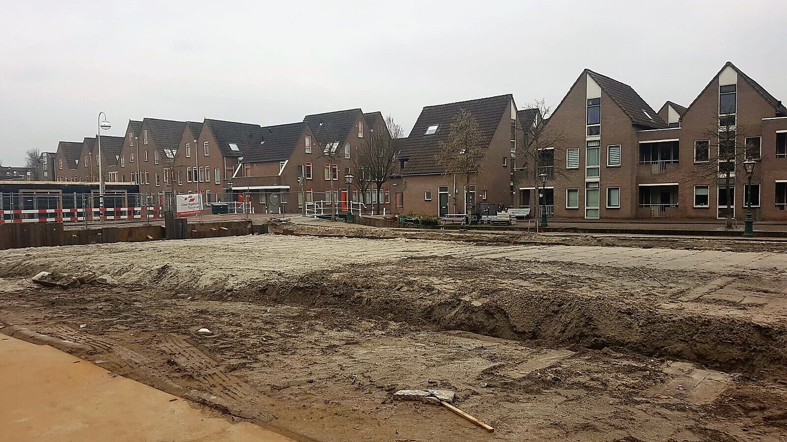 Bouw Silotoren op het terrein van De Meelfabriek in Leiden 