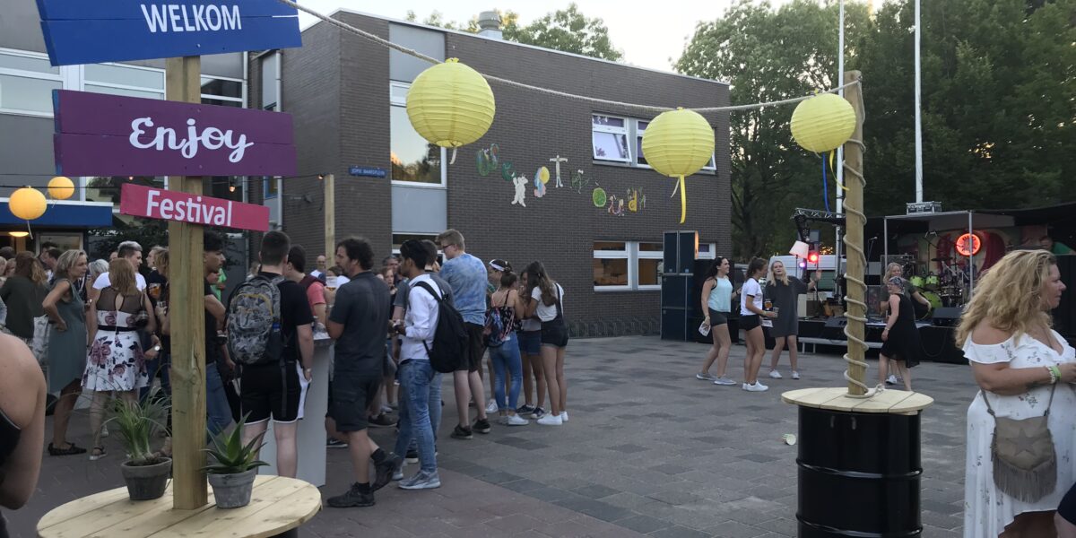 Swingend afscheid Westwoudschool Zoeterwoude