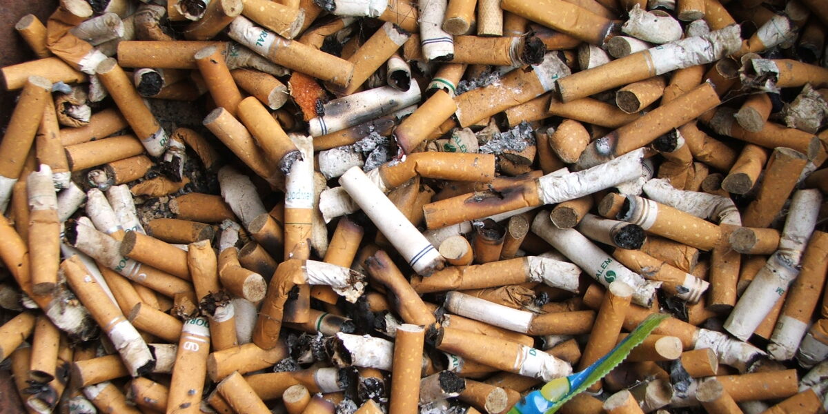 Zoeterwoude gaat lobbyen tegen sigarettenfilters