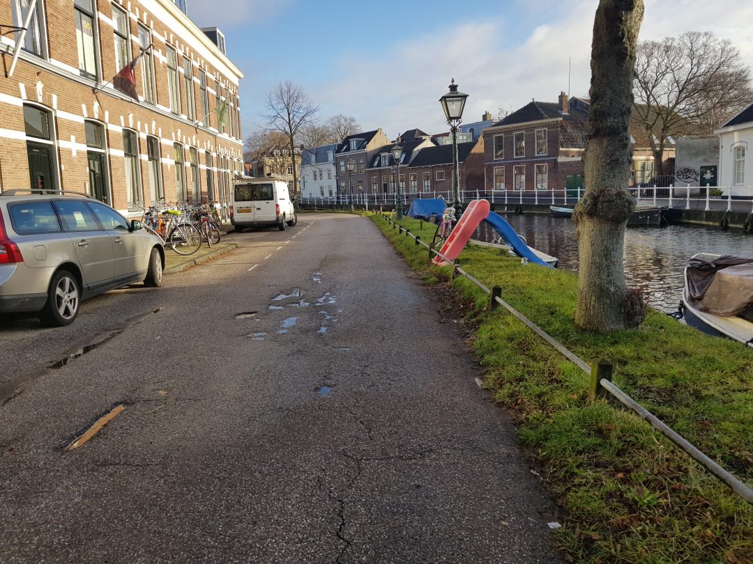 Klinkers in plaats van asfalt op Jan van Goyenkade