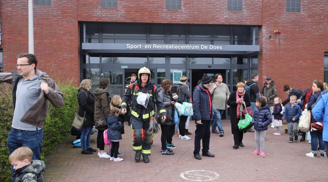 Zwembad de Does in Leiderdorp enige tijd ontruimd geweest Sleutelstad