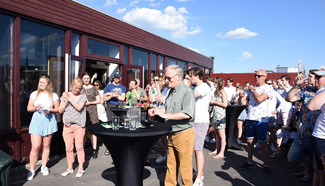 Minerva nodigt Leidenaren uit voor jaarlijkse borrel
