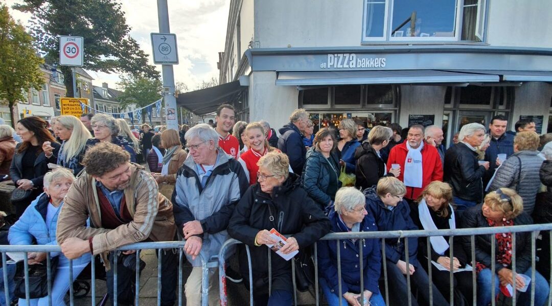Live: Volg de 3 oktober-optocht | Sleutelstad