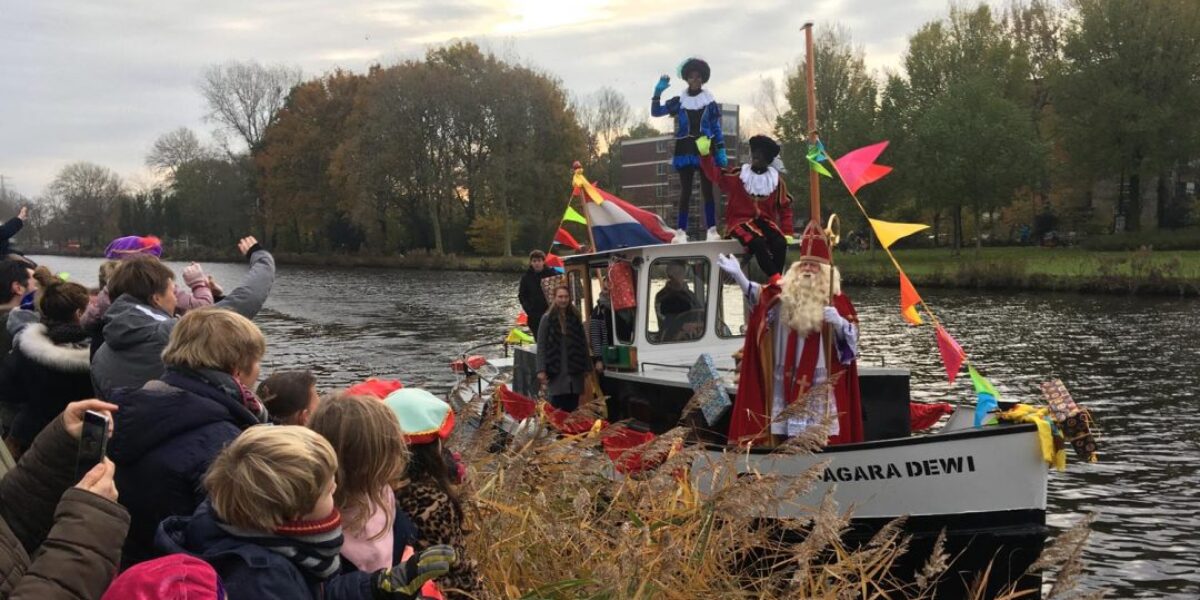 Sinterklaas zaterdag in Leiderdorp, Oegstgeest, Voorschoten en Zoeterwoude-Rijndijk