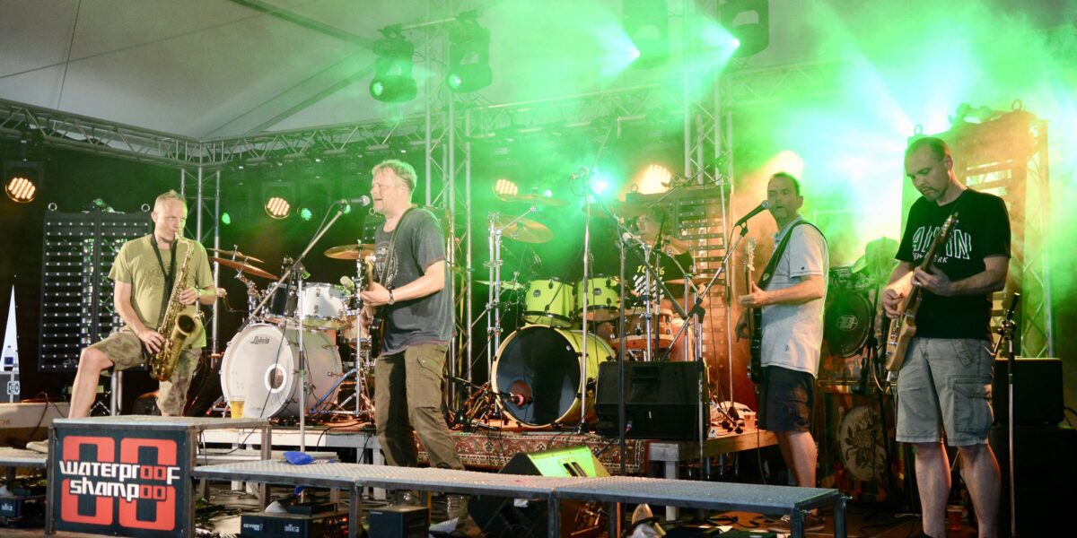 Zoeterwoudse band geeft online concert ter ere van het Dorpsfeest