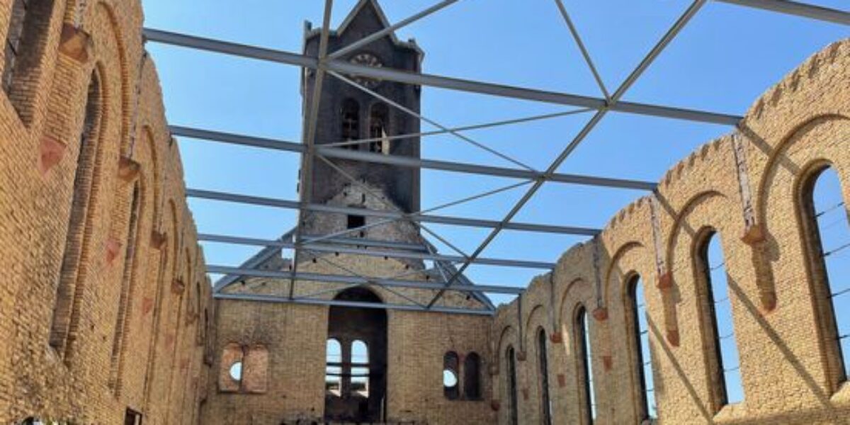 Hoogmade krijgt nieuwe kerk na brand: 'Die torenspits komt zeker terug'