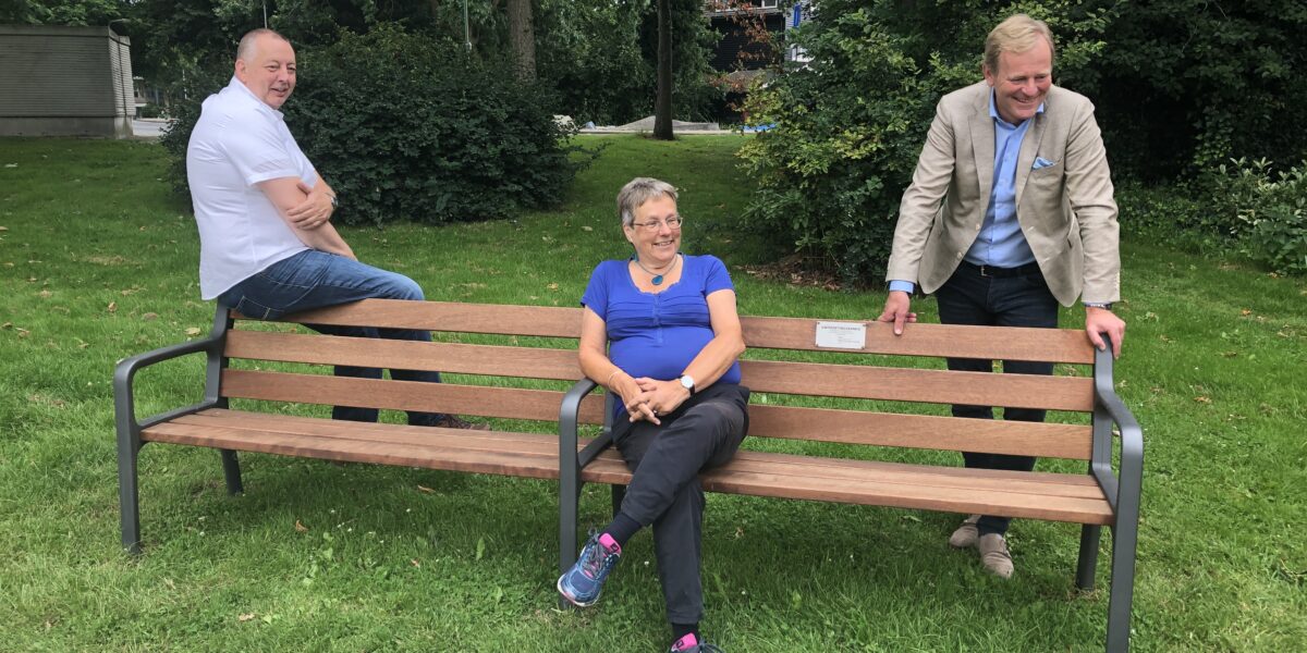 Zoeterwoude heeft een ontmoetingsbankje