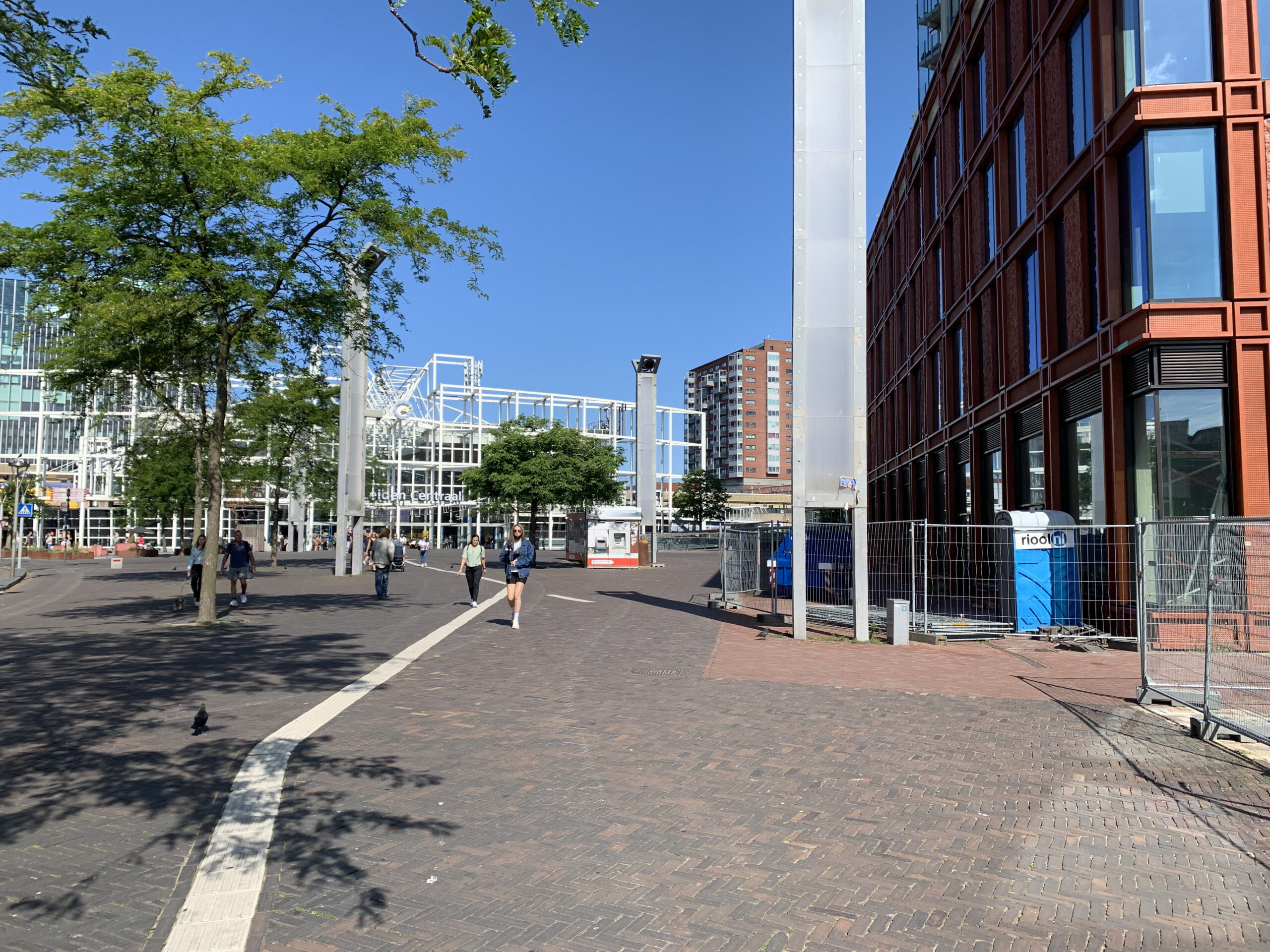 De Stationsweg loopt straks voor het nieuwe gebouw Lorentz langs