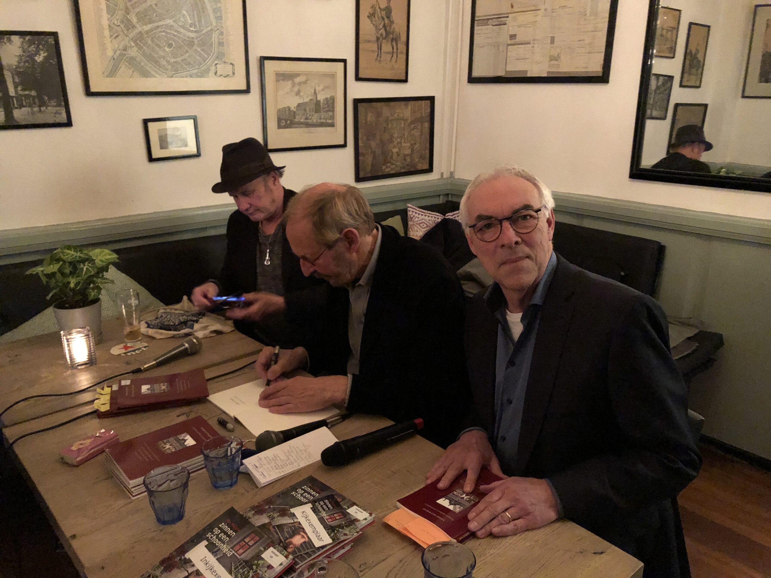 vnlr: Jaap Montagne, Hans van der Veen en Han Ruijgrok