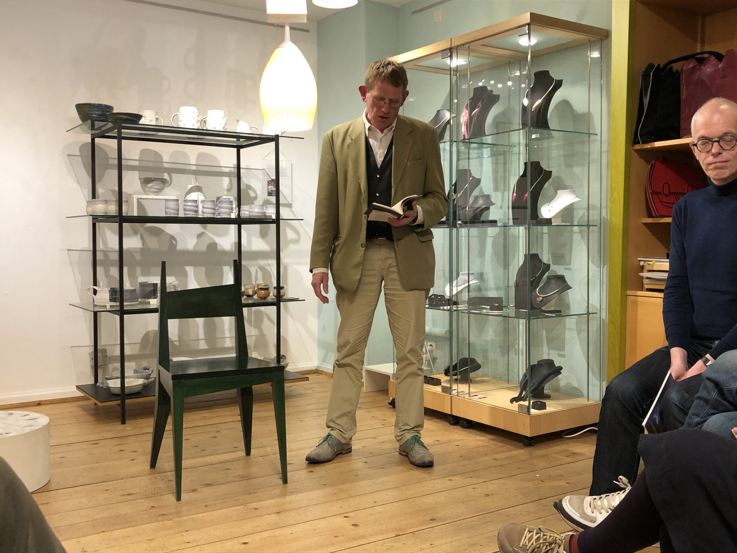  Gastheer Leo van Zanen