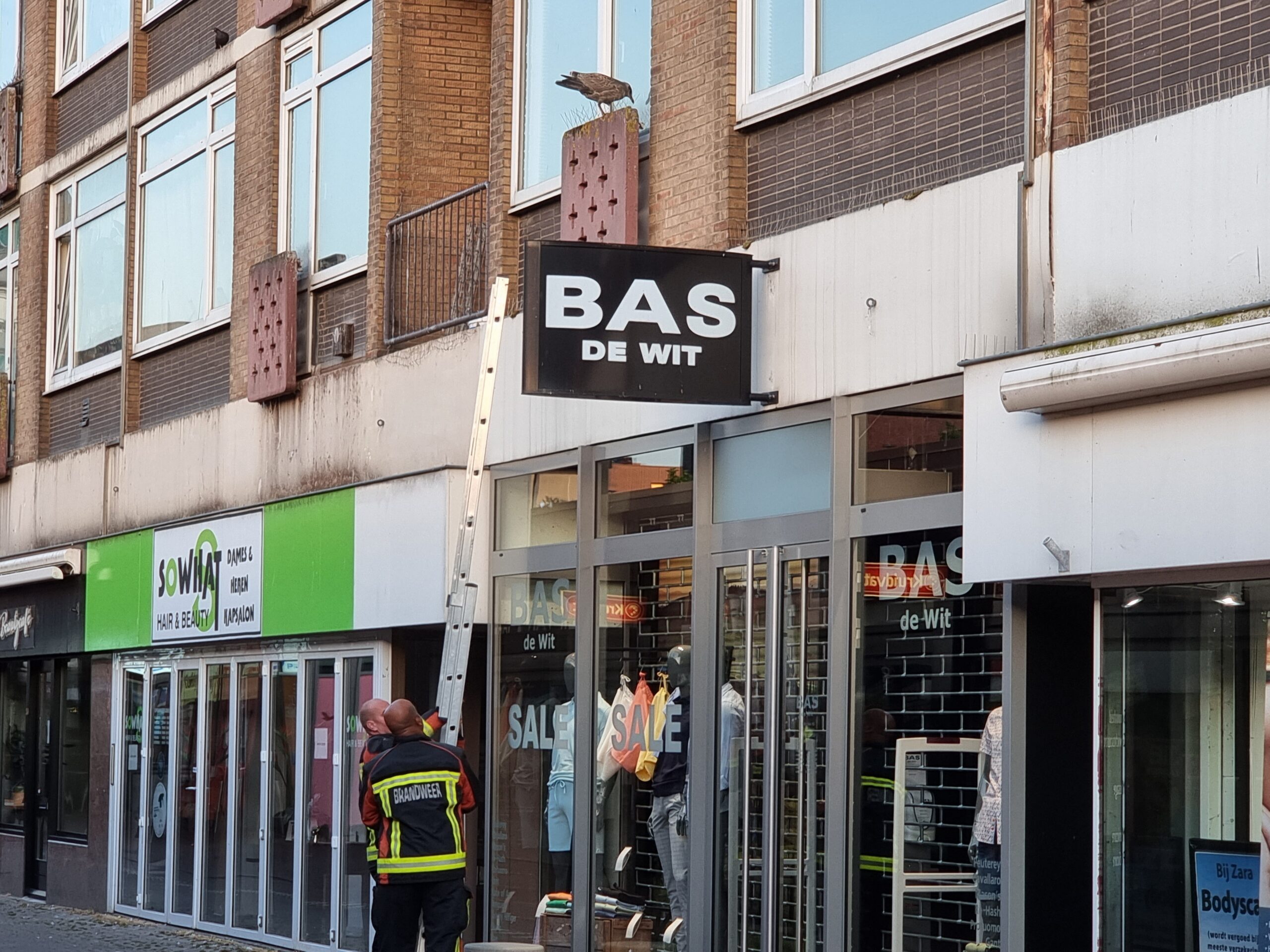 Brandweer in actie Luifelbaan