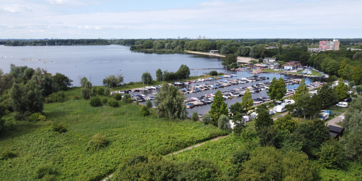 Demonstratie voor groene toekomst Vlietland in Voorburg