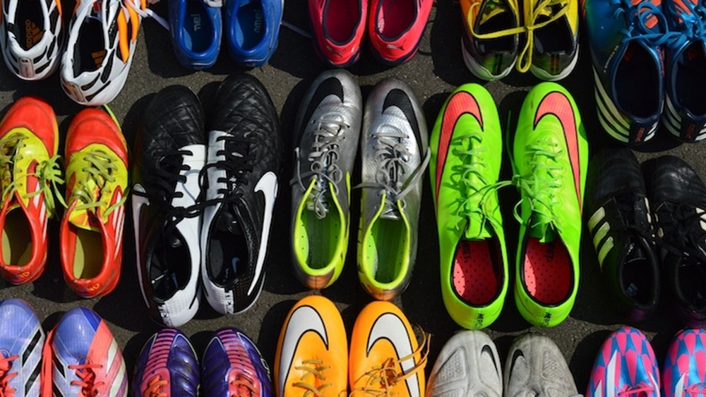 FC Oegstgeest zoekt voetbalschoenen voor nieuwe jeugdleden Sleutelstad