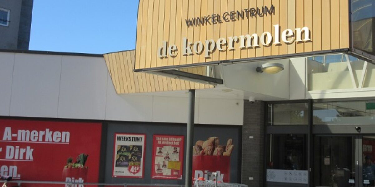 Dirk in Merenwijk moet voortaan tas van elke klant controleren