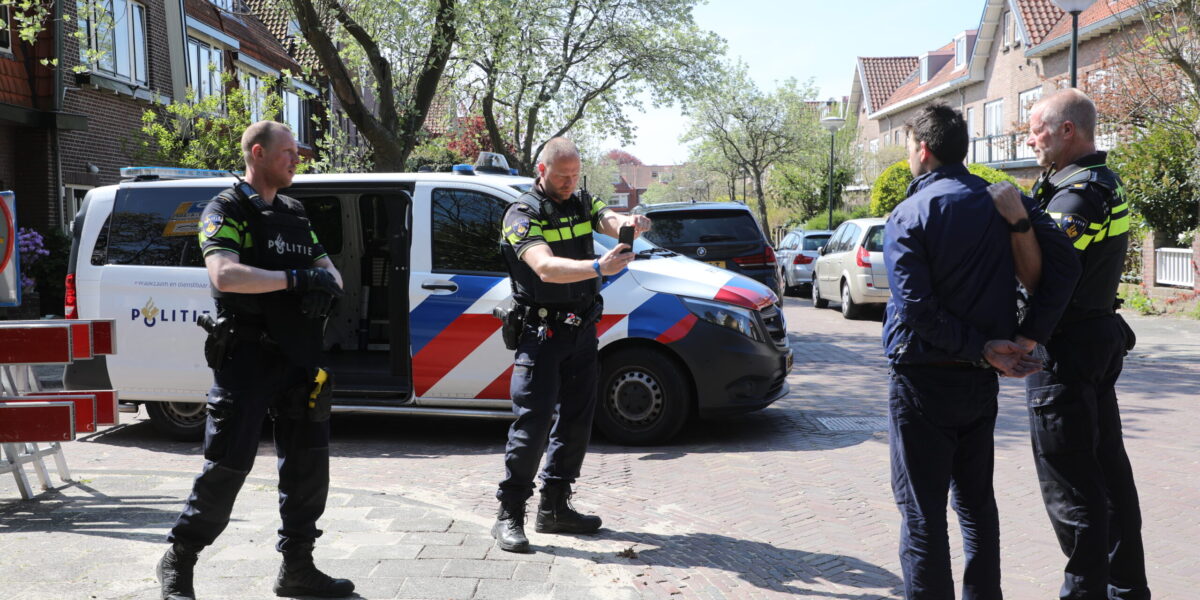 Juwelier zet achtervolging in na overval: ‘Kreeg pistool op mijn buik gericht’