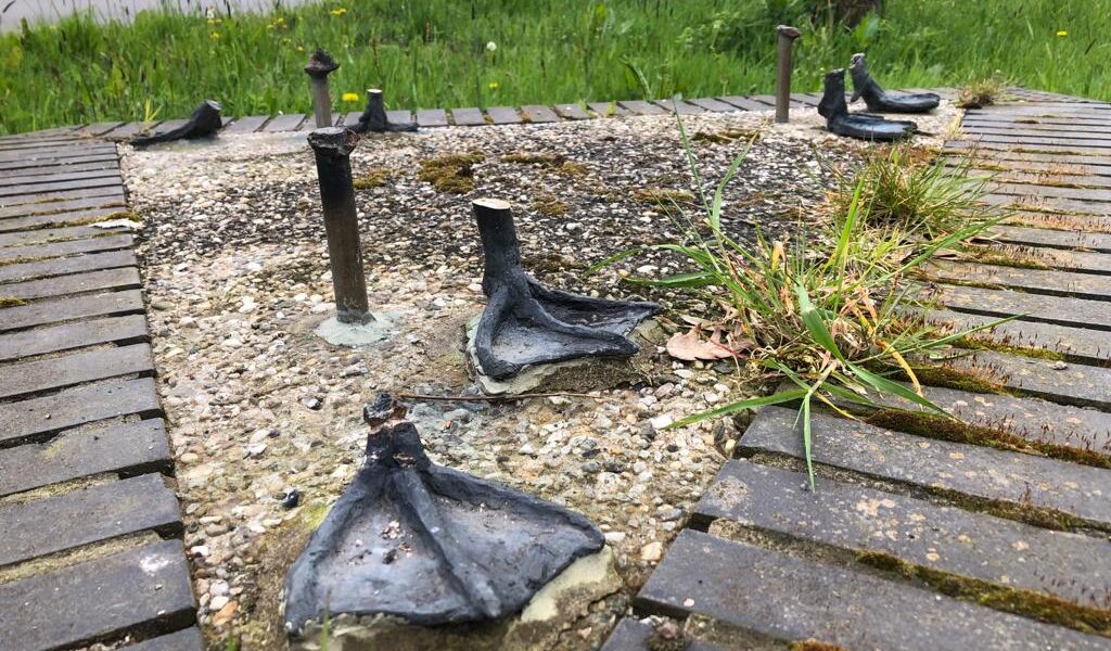 Bronzen ganzen in Zoeterwoude zijn gevlogen