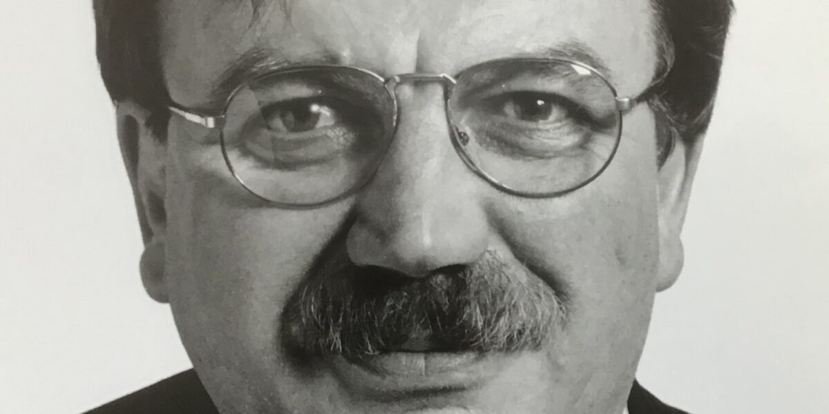 PvdA Voorschoten herdenkt politicus Piet den Hartog