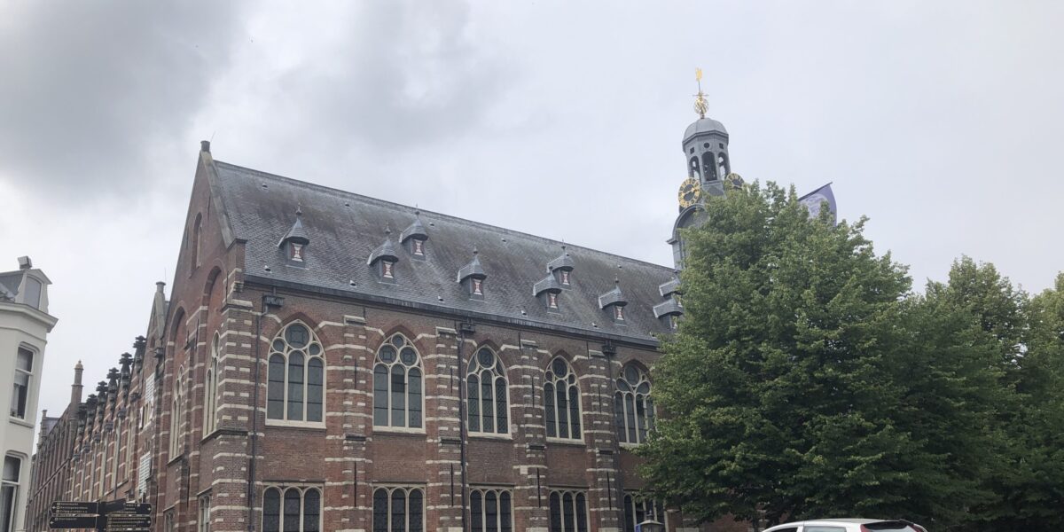 Zomerse rondleidingen door het Academiegebouw van Universiteit Leiden