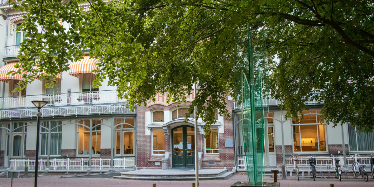 Gemeente Oegstgeest dendert af op financiële problemen