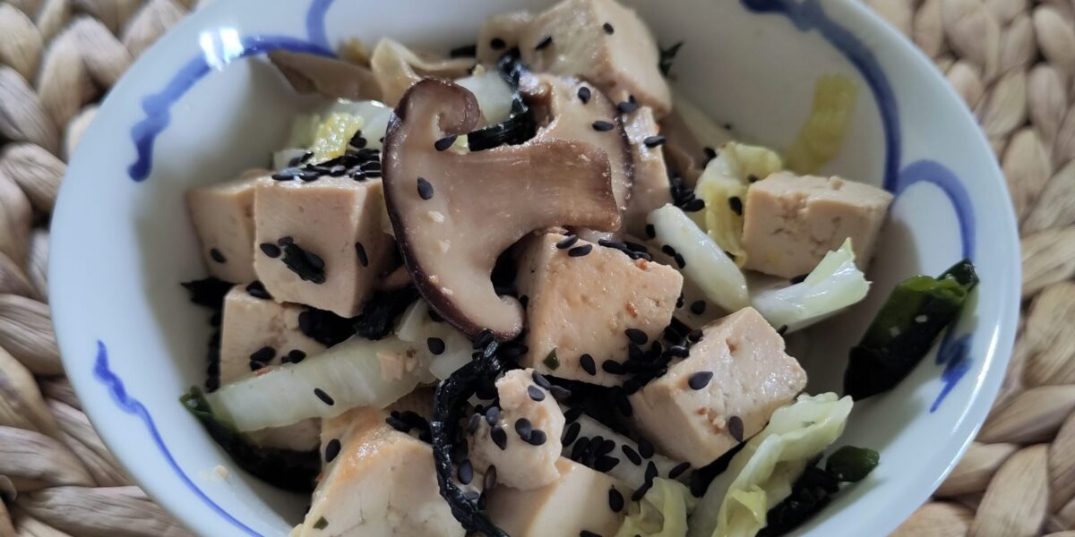 Koken zonder Dieren Chinese kool met tofu en paddenstoelen Sleutelstad