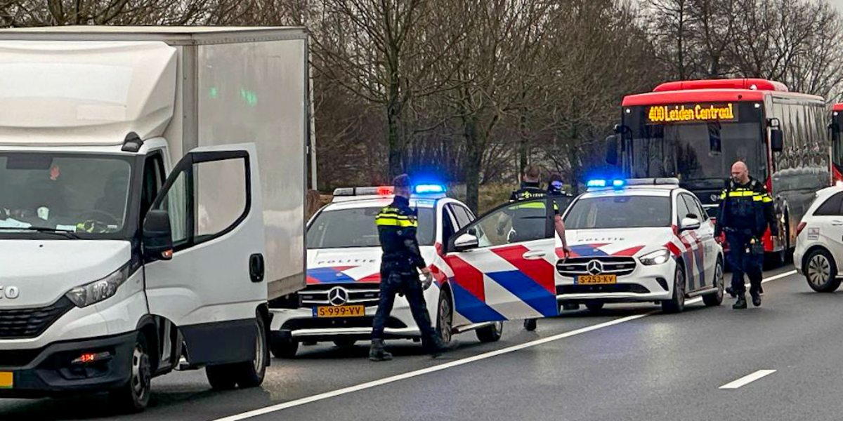 Aanhouding met getrokken vuurwapens op Europaweg N206