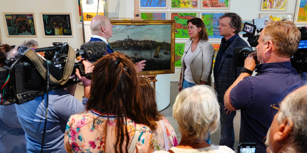 Uniek schilderij verbijstert expert Tussen Kunst en Kitsch | Sleutelstad