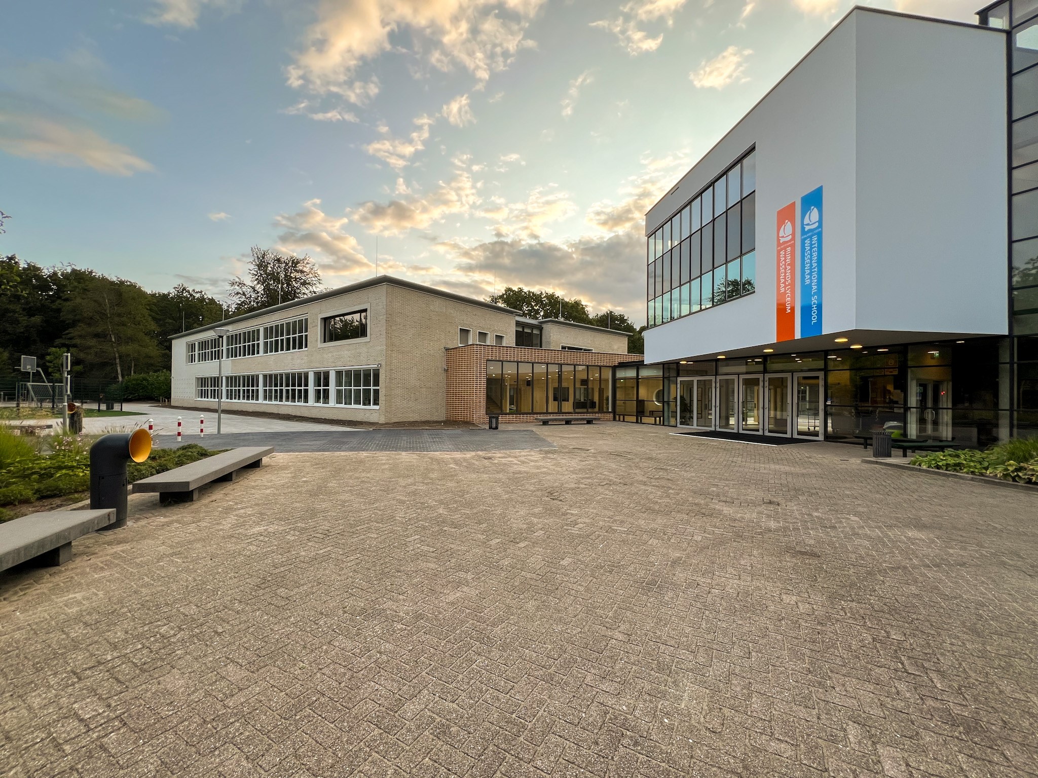 De nieuwe vleugel van het Rijnlands Lyceum