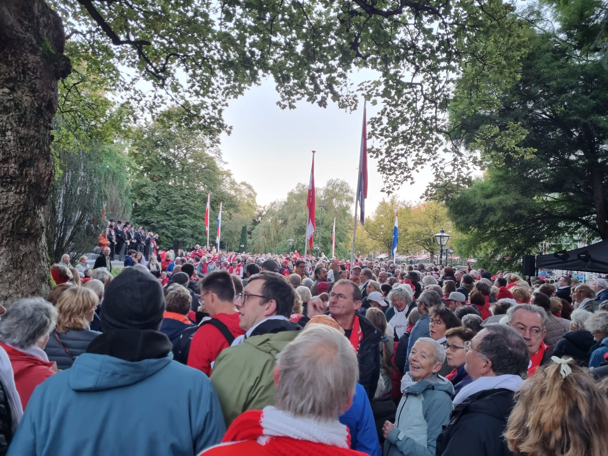 Koraalzang in Van der Werfpark