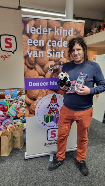Joel kwam veel al vroeg veelbcadeautjes brengen