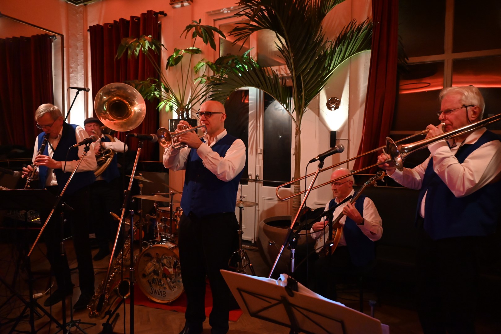 Willie Ashman original jazzband in grand café De Burcht
