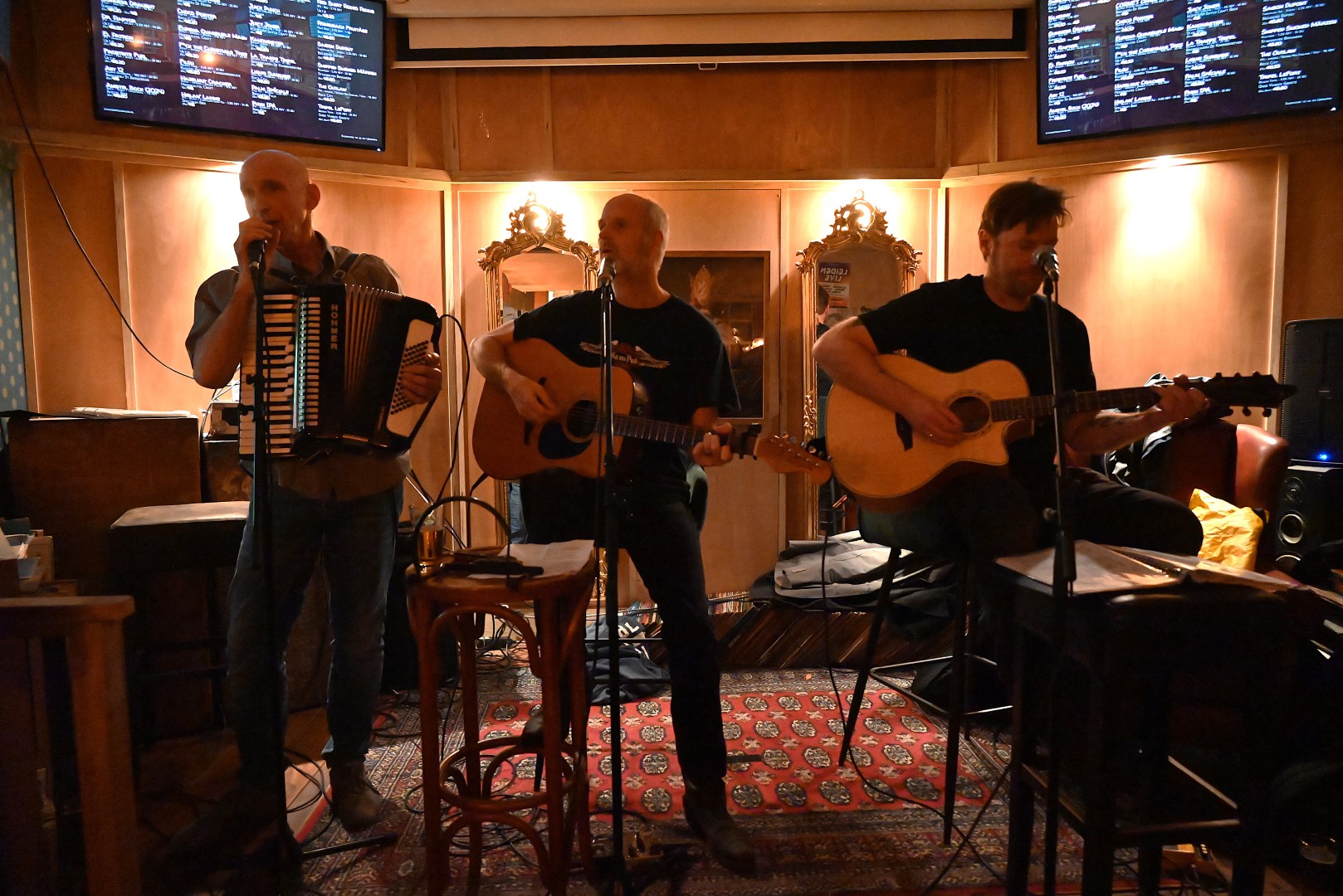The Drunken Lullabies in De Wakende Haan
