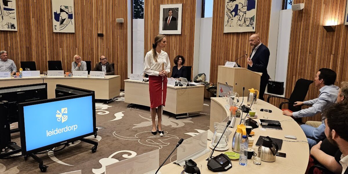 LPL-fractievoorzitter Hugo Langenberg biedt excuses aan na ophef over deepfake-video