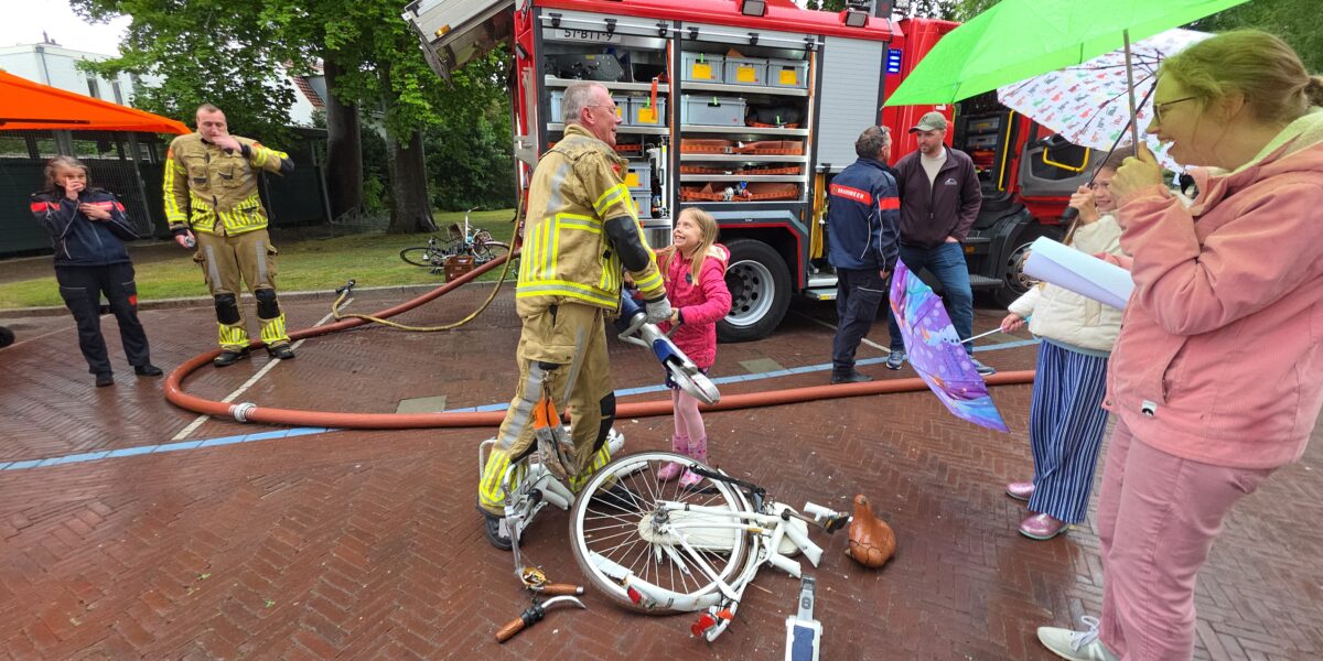 Open dag gemeente Oegstgeest ondanks regen redelijk bezocht