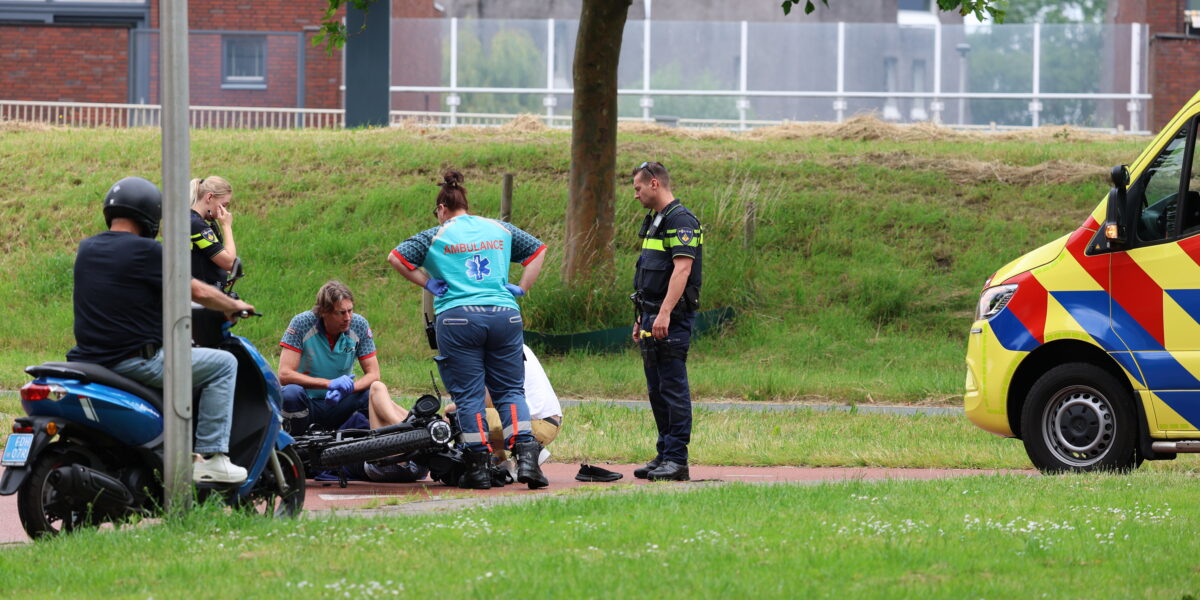 Fatbiker gewond bij valpartij op fietspad Leidsedreef