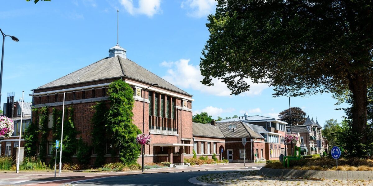 Voorschoten gaf in 2024 ruim anderhalf miljoen minder uit