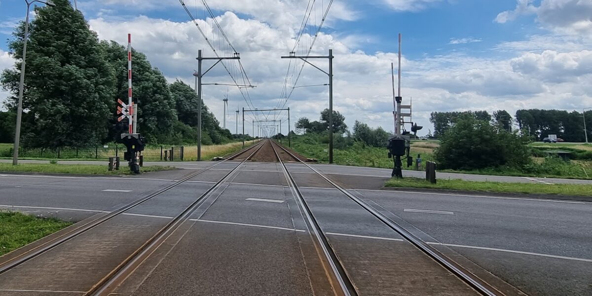 Zoeterwoude steekt miljoen extra in ongelijkvloerse kruising