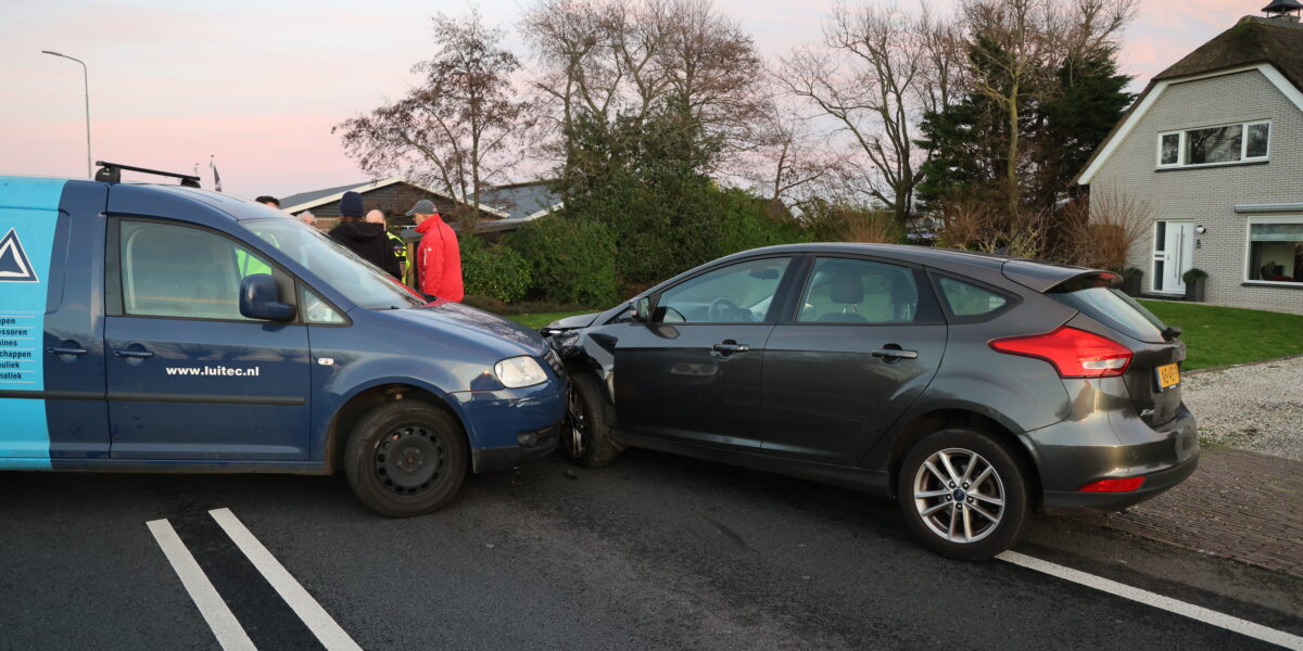 Aanrijding op N206 zorgt voor verkeershinder bij Zoeterwoude