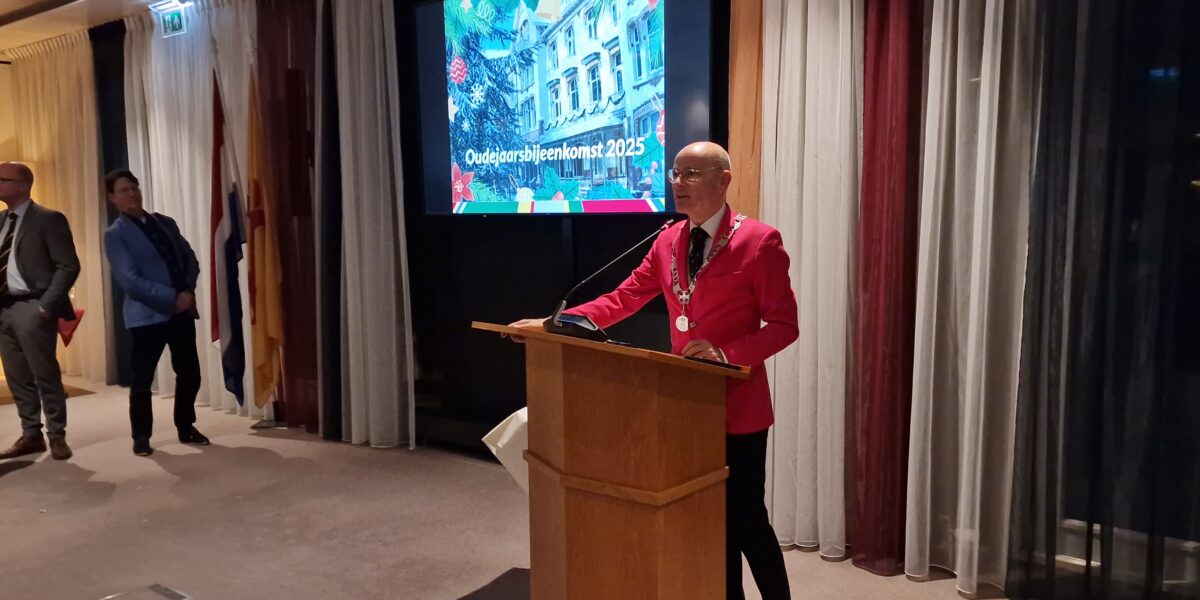 Oudjaarstoespraak burgemeester Oegstgeest in kader van veiligheid, werkdruk, feest en wonen