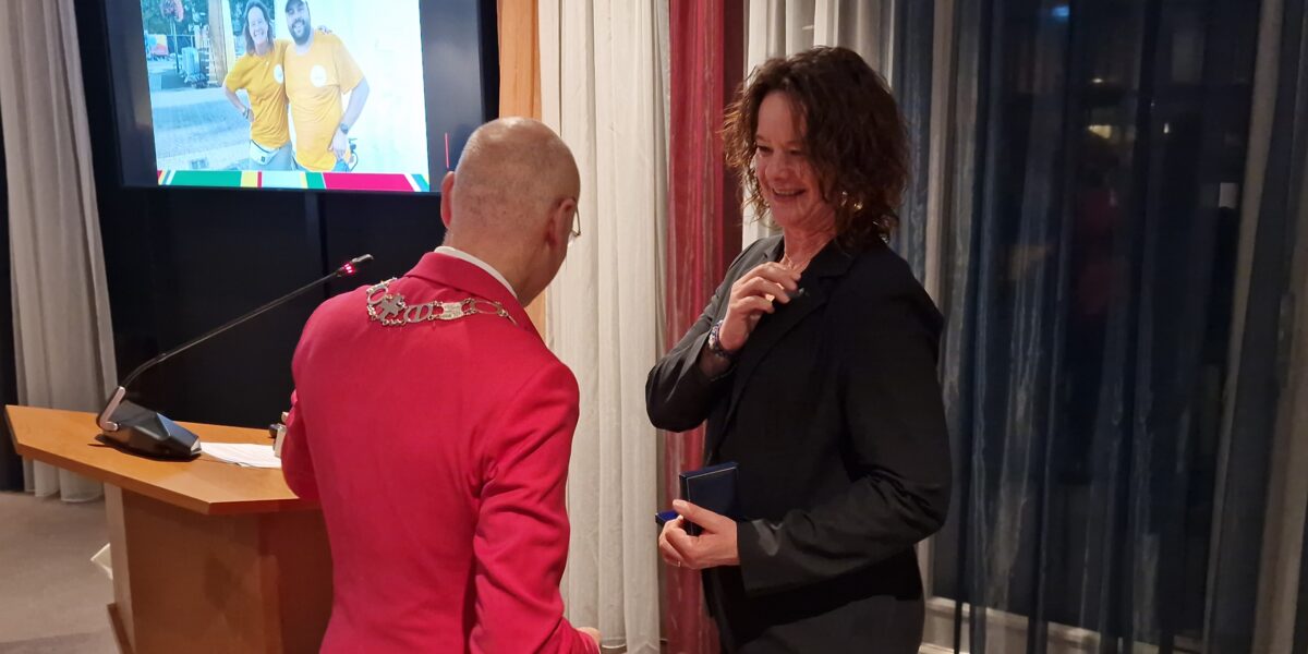 Erepenning Oegstgeest voor Ivonne Janka