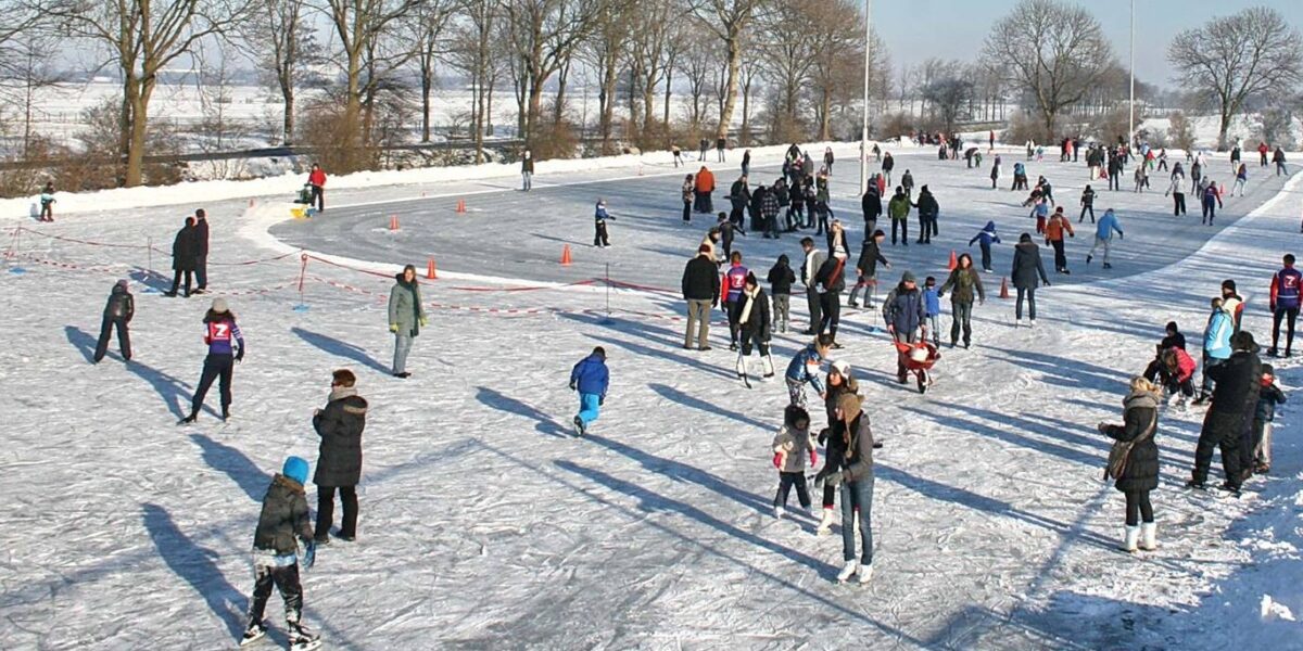 Ook IJsclub Zoeterwoude opent de baan