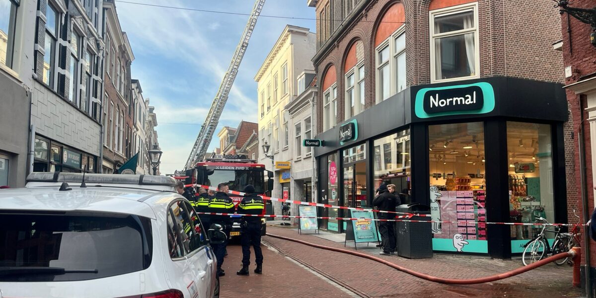 Brand bij filiaal Zeeman Haarlemmerstraat