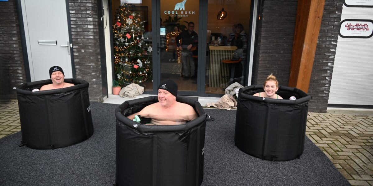 Geen nieuwjaarsduik, maar onderdompelen in ijskoud water