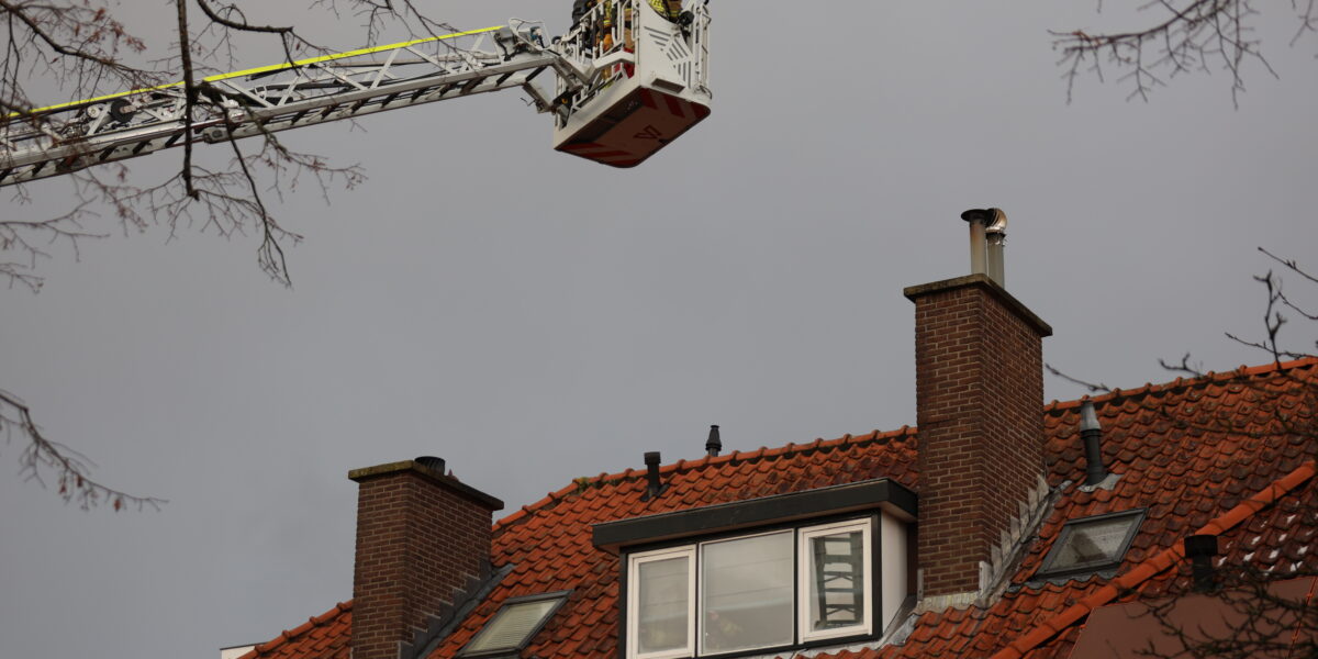 Brandweer rukt uit voor schoorsteenbrand Wassenaar
