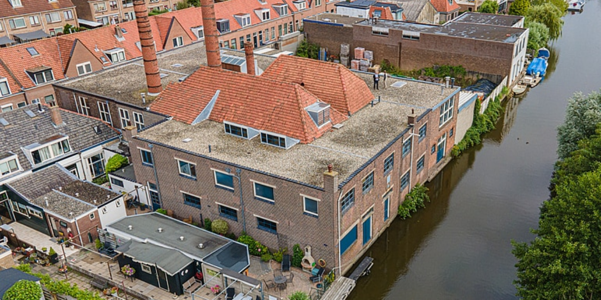 Inwonersbijeenkomst over woningen bij Kleiwarenfabriek