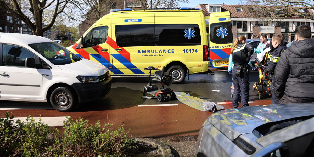 Bestuurder scootmobiel gewond bij aanrijding