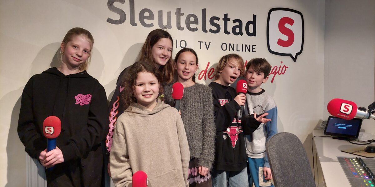 Haanstraschool haalt e-waste op bij Sleutelstad: 'hergebruiken is belangrijk'