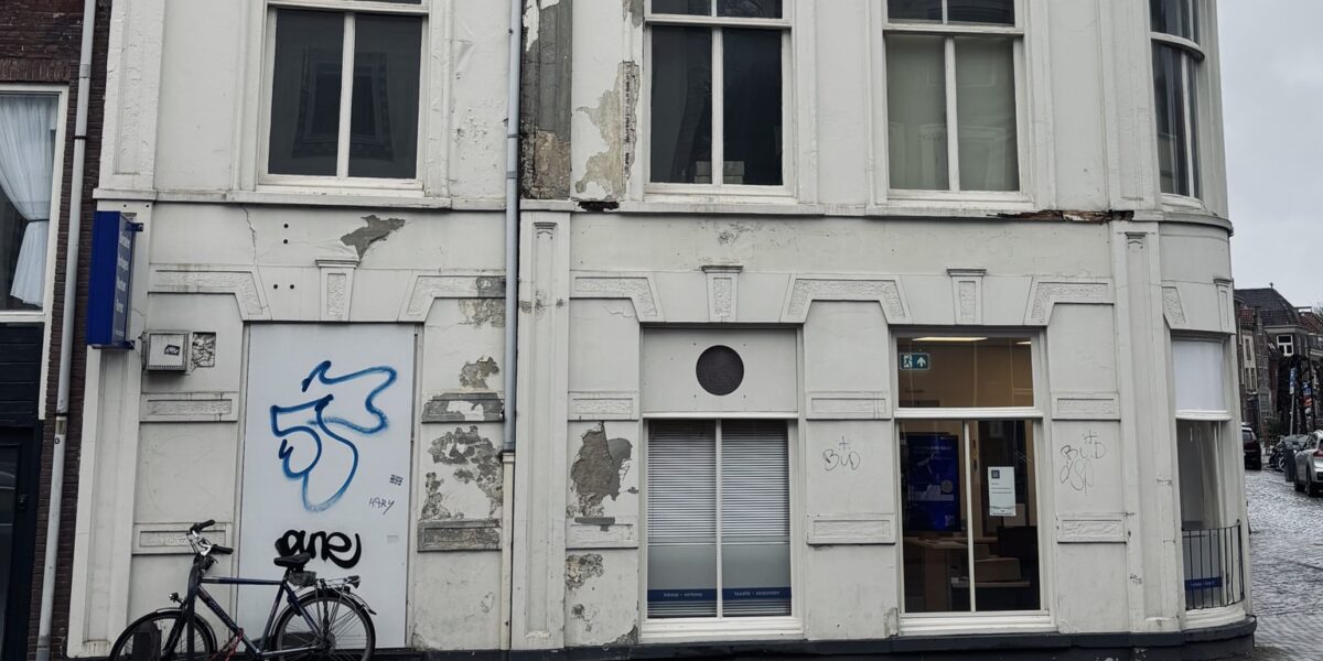 Leiden pakt verkrotting van panden in de binnenstad aan