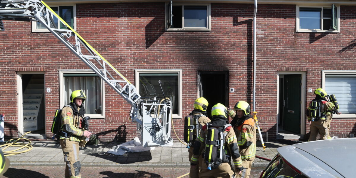Chaos in Voorschoten door woningbrand en gaslek