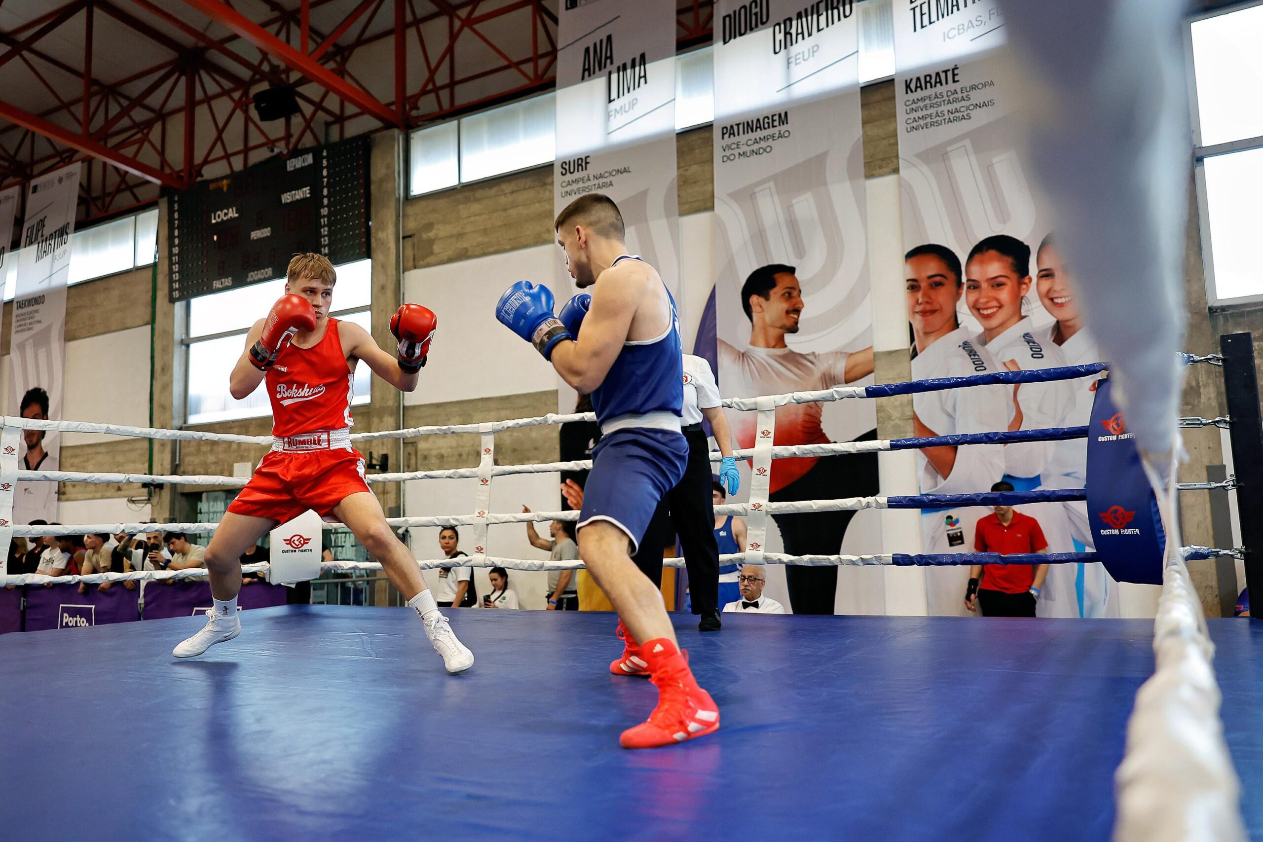 Arnouts in het rood tegen Spanjaard Jon Ander Rafael Calvo